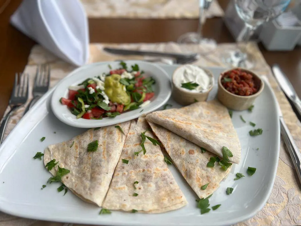Quesadillas Sebzeli