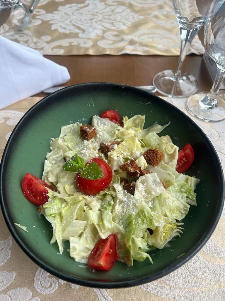 Sezar Salata